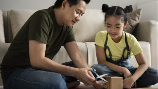 Peran Penting Ayah Dalam Keluarga, Mencegah Anak Merasa Fatherless