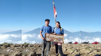 Sehobi, Sefrekuensi, Sepuncak Cerita Dua Pendaki