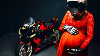 Tragis! Ibu Hamil Terpaksa Dibonceng Motor Saat Menuju RS Akibat Macet Pantura