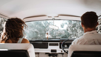 Tips Menghilangkan Bau di Dalam Mobil dengan Bahan Sederhana