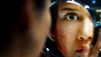 Review A Normal Woman Netflix Indonesia, Film Thriller Marissa Anita Terbaru
