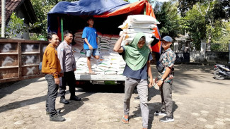 Kualitas Bansos Beras Buruk, Pemda: Laporkan dan Akan Diganti