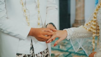 Mengapa Banyak Generasi Muda Takut Menikah dan Punya Anak