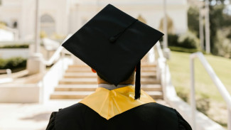 Ingin Kuliah S1 Gratis? Ini Beasiswa Dalam Negeri yang Dibuka Agustus hingga Desember