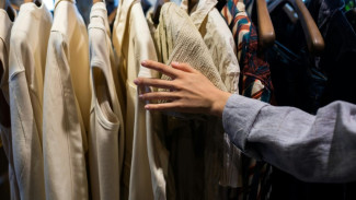 Pemula dalam Hal Thrifting? Simak Dulu Tips Belanja Pakaian Thrift di Toko Offline Berikut Ini!