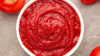 Fakta Nutrisi & Manfaat Kesehatan Saus Tomat di Setiap Tetesnya