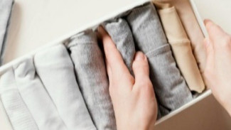 Trik Melipat Baju Ala KonMari! Cara Mudah Bikin Lemari Rapi, Hemat Tempat, dan Anti Berantakan