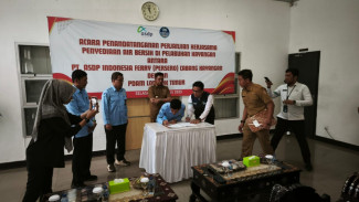 PDAM Lombok Timur dan ASDP Kayangan Resmi Kerja Sama Pasokan Air Bersih