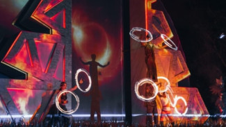 Teknologi Futuristik Bertemu Budaya Bali dalam 