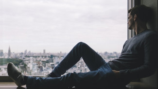 Kenapa Anak Perantau Rentan Homesick? Begini Penjelasannya