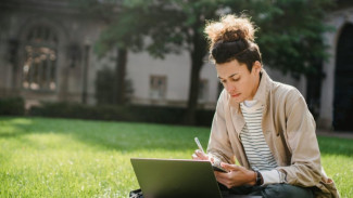Kamu Introvert? Simak 4 Rekomendasi Jurusan Kuliah untuk Orang yang Cenderung Introvert