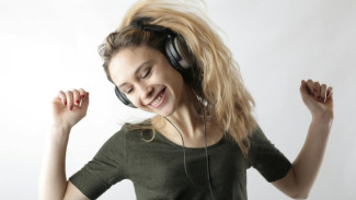 Bukan Sekadar Hiburan, Ini Fakta Ilmiah Manfaat Musik untuk Kesehatan Mental!