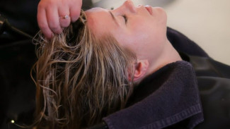 Ini Jumlah Ideal Keramas Setiap Minggu Agar Rambut Tetap Sehat