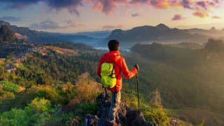 Ingin Mendaki Gunung? Simak 4 Tips Hiking Untuk Pemula!
