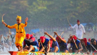 Pacu Jalur Riau! Warisan Budaya Abad ke-17 yang Mendunia