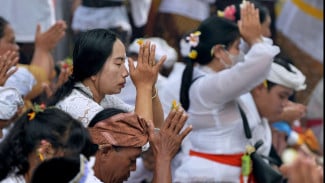 Hari Raya Saraswati dan Perayaan Turunnya Ilmu Pengetahuan