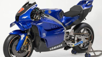 Resmi Diperkenalkan Inilah Wujud asli Yamaha M1 Bermesin V4