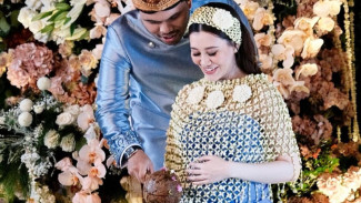 Upacara Mitoni Adat Jawa Penuh Makna untuk Keselamatan Ibu dan Bayi