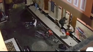 Seorang Pengamen Ditebas 10 Kali oleh Rekan Indekos Hingga Kritis di Denpasar