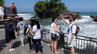 Pemprov Bali Dorong Optimalisasi Pungutan Wisatawan Asing