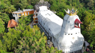 Uniknya Gereja Ayam Bukit Rhema Ikon Wisata Religi Magelang