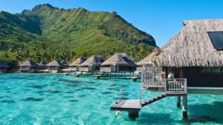 Pantai Ora Maluku, Surga Tersembunyi yang Dijuluki Maldives Indonesia