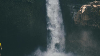 Taman Beji Griya Air Terjun dengan Sentuhan Ritual Sakral di Bali