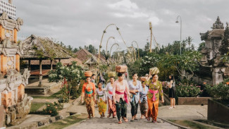 Makna Lontar Kanda Pat Sari dan Ajaran Catur Sanak dalam Tradisi Bali