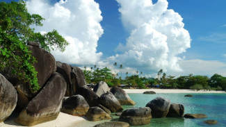 Pantai Tanjung Tinggi, Lokasi Film Laskar Pelangi yang Instagramable Abis!