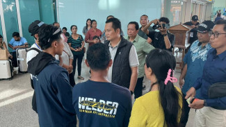 2 PMI Asal Jembrana ke Luar Negeri Lewat Program Kredit Bersubsidi, Bupati Kembang Antar langsung Hingga ke Bandara