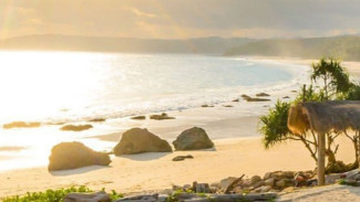Pantai Nihiwatu, Surga Tersembunyi Sumatera Barat yang Menyihir Dunia