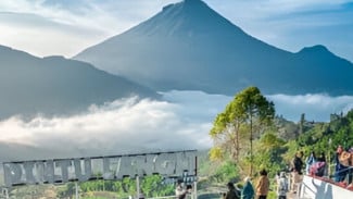 Menikmati Keindahan Alam Pintu Langit Skyview di Wonosobo, Jawa Tengah