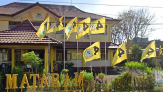 Rino Rinaldi Tantang Edy Sopiyan Berebut Ketua DPD II Golkar Kota Mataram