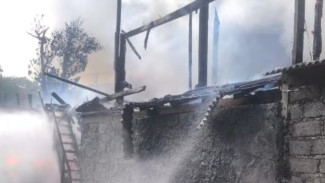 Kebakaran Parah di Pecatu, Rumah Kost dan Lima Kendaraan Ludes Terbakar