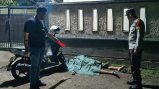 Mayat Pria Ditemukan di Depan Kos Dirga