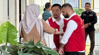 Modus Interpol Gadungan, Dua WNA Gasak Ratusan Juta dari Money Changer di Bali