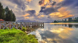 Alahan Panjang Destinasi Bulan Madu Romantis dengan Keindahan Danau Kembar Sumatera Barat
