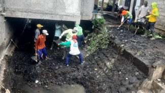 Irigasi Mati, Pengerukan Manual, Proyek Rp22 Miliar Dipertanyakan & Kontraktor Lapangan Tutup Mulut!