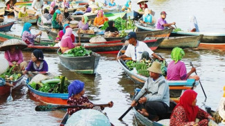 Pasar Terapung Lok Baintan, Ikon Wisata Budaya Sungai Terpopuler di Kalimantan Selatan