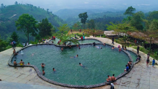 Liburan Singkat di Umbul Sidomukti, Indah dan Segar