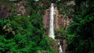 Air Terjun Ponot,  Pesona Wisata Air Terjun Tertinggi di Indonesia