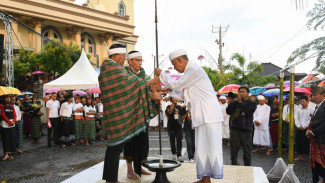 Pesan Harmoni Metu Telu Warnai Penutupan Pesona Budaya Pengadangan