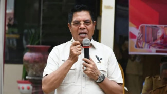 Bupati Lotim Tegaskan Bantuan UMKM untuk Pedagang Kecil, Bukan untuk Orang Dekat!