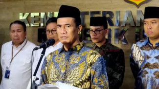Bencana Sumatera Memburuk, Mentan Amran Turun Tangan Pastikan 34 Ribu Ton Bantuan Pangan ke Tiga Provinsi