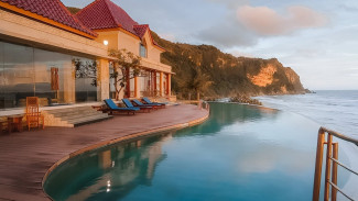 Nikmati Liburan Akhir Tahun 2025 di Queen of The South Resort, Surga Eksotis Dekat Pantai Parangtritis
