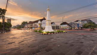 Pesona Wisata Malam Tugu Jogja, Spot Ikonik nan Favorit di Yogyakarta