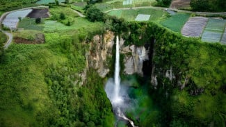 Keajaiban Air Terjun Sipiso-piso di Ujung Utara Kaldera Toba