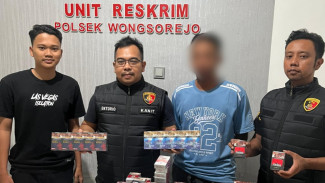 Penggerebekan Toko Rokok Ilegal di Bajulmati, Reskrim Polsek Wongsorejo Sita Ribuan Batang