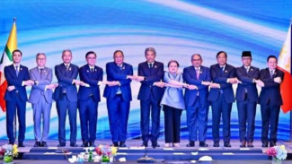 Menlu RI Serukan Kamboja–Thailand Hentikan Aksi Militer dan Utamakan Dialog