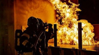Kebakaran Ruang Genset Kantor Wali Kota Jaksel, 28 Personel Damkar Dikerahkan